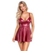 Minikleedje in rode matte wetlook